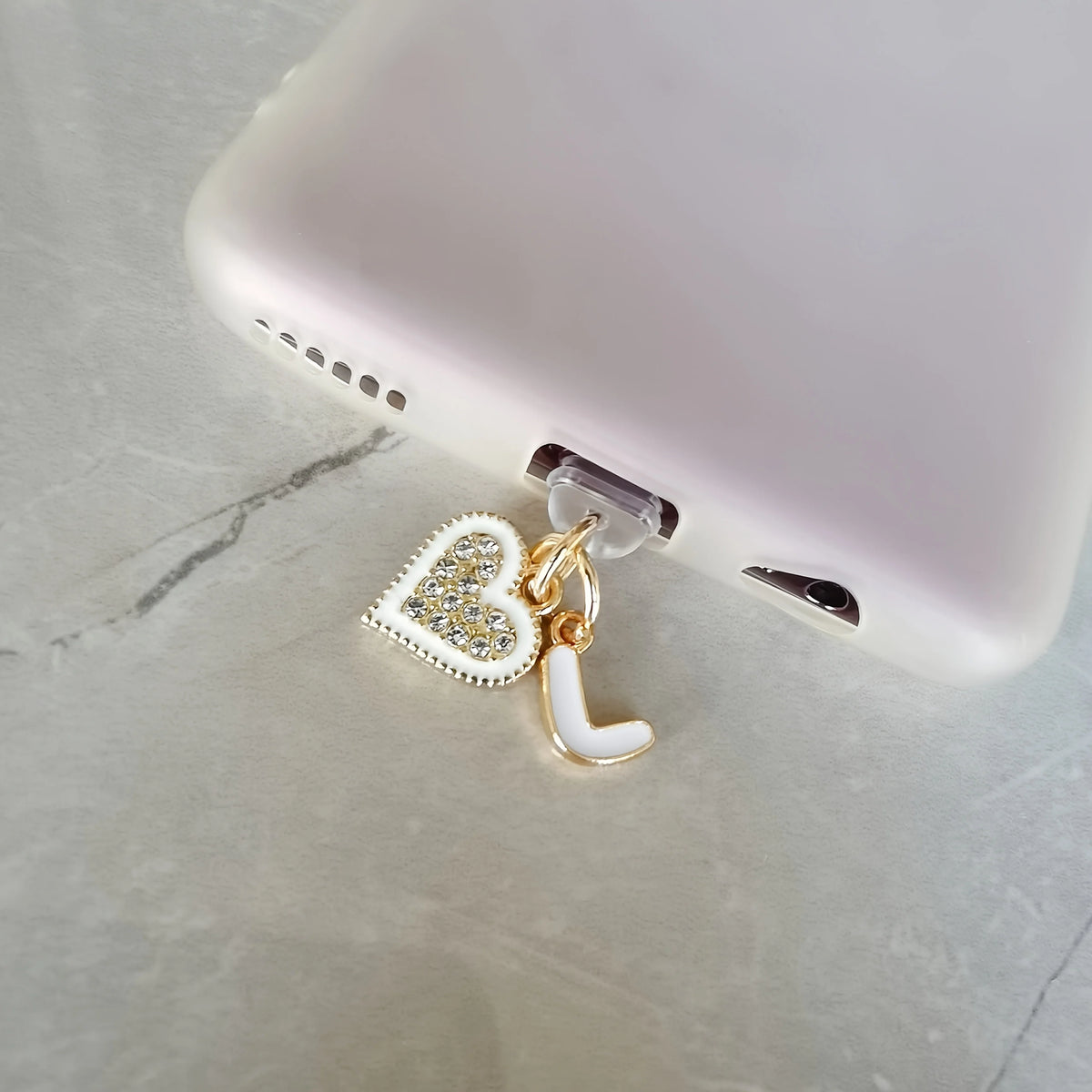 Of Light Luxury Sparkling Diamond Letter Heart-Shaped Phone Dust