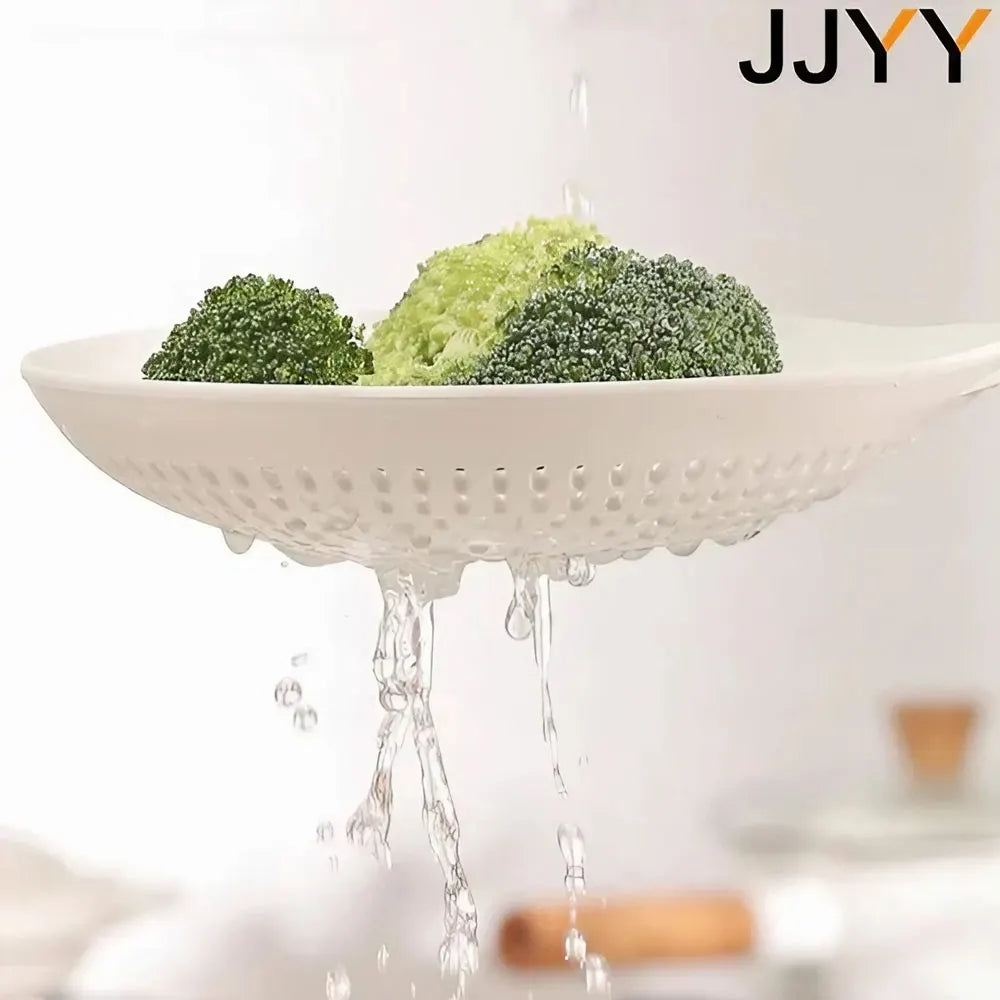 Large, Thickened, Long-handled Strainer Spoon for Draining Noodles and Dumplings in A Household Kitchen Kitchen Tools