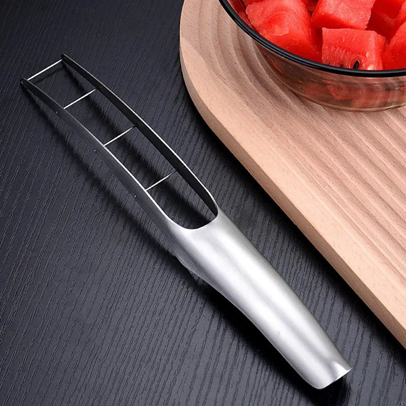 Watermelon Cutter, Watermelon Slicer, Multi-Functional Slicer That Keeps Hands Clean, Kitchen Tool for Melons