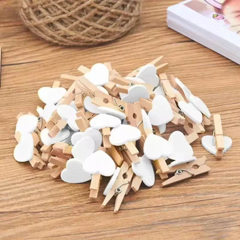 50pcs white Heart Love Wooden Clothes Photo Paper Peg Pin Mini Clothespin Postcard Clips Home Wedding Decoration Stationery