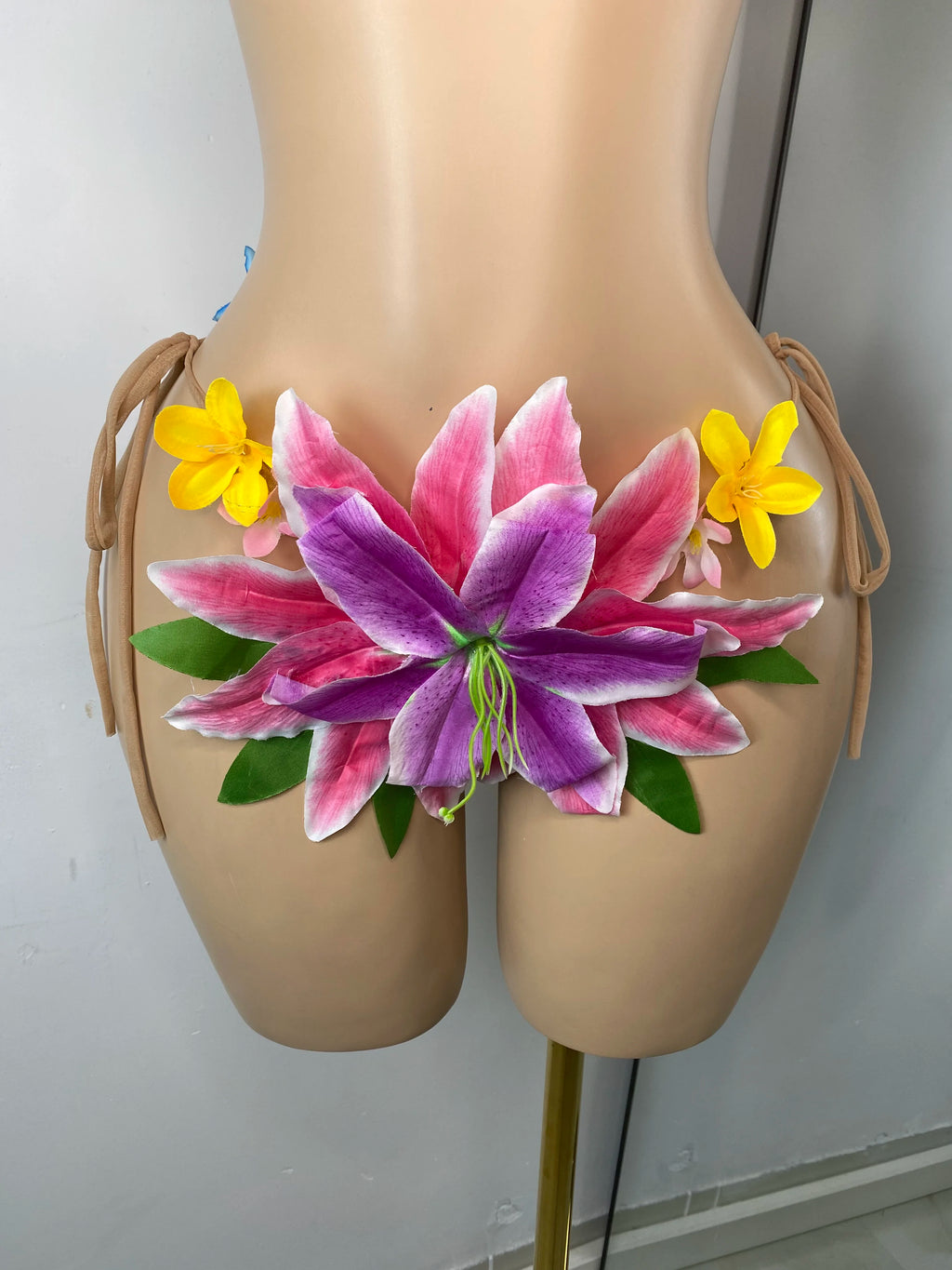 Women Sexy Tropical Handmade Flower Trendy Bikini Two Pieces Transparent Floral Swimsuit Beach Outfit Dancer Performance Costume