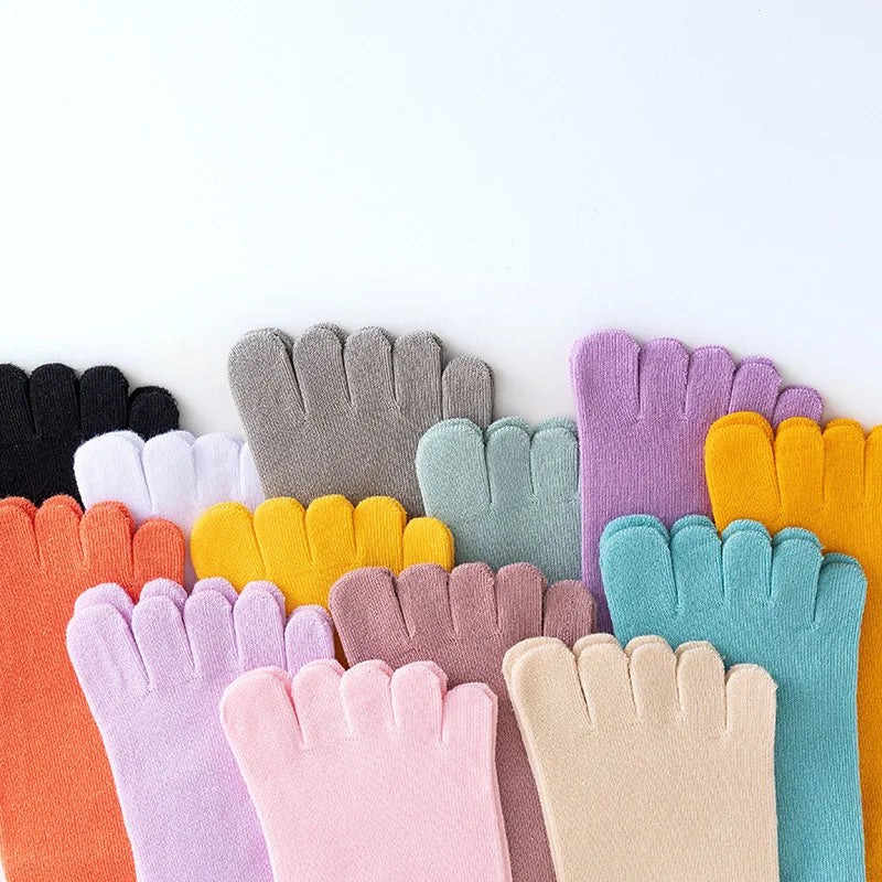 Spring Summer Women's Candy Color Ankle Socks Sweat absorption Breathable Cotton Split Toe Socks 5 Toes Short Five Finger Socks