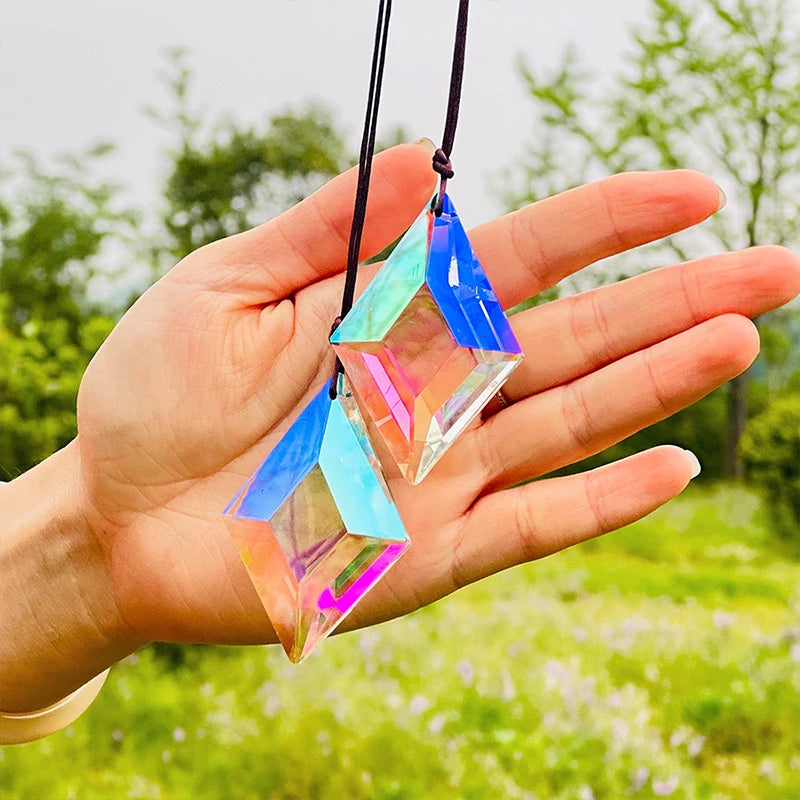 2 pcs Diamond Shaped Crystal Light Catching Prisms, Rainbow Maker for Window, Balcony, Kitchen, Garden Decoration