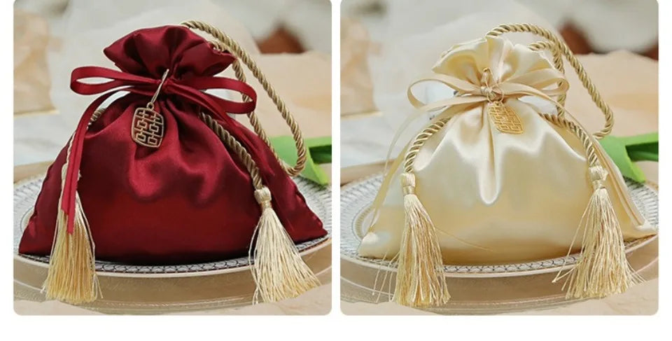 10/30/50 Pcs Luxury Packing Drawstring Velvet Pouch Sachet Gift Bag For Wedding Candy Boxes With Pearl String Decor Favors Bags