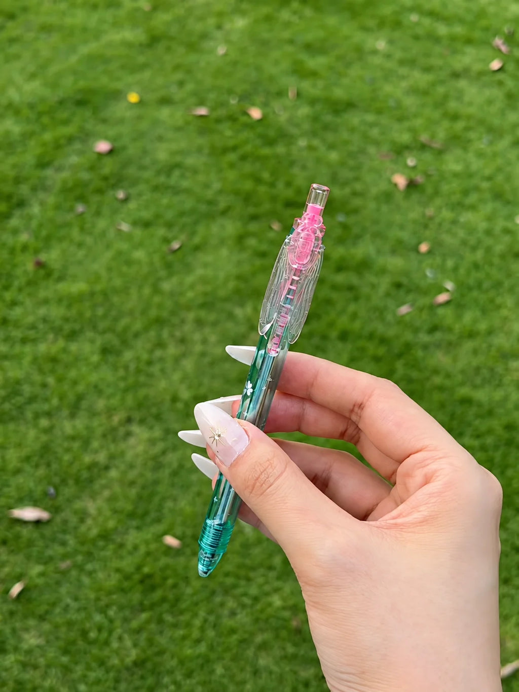 Dragonfly Wing Click Pen with Pop-Open Wings
