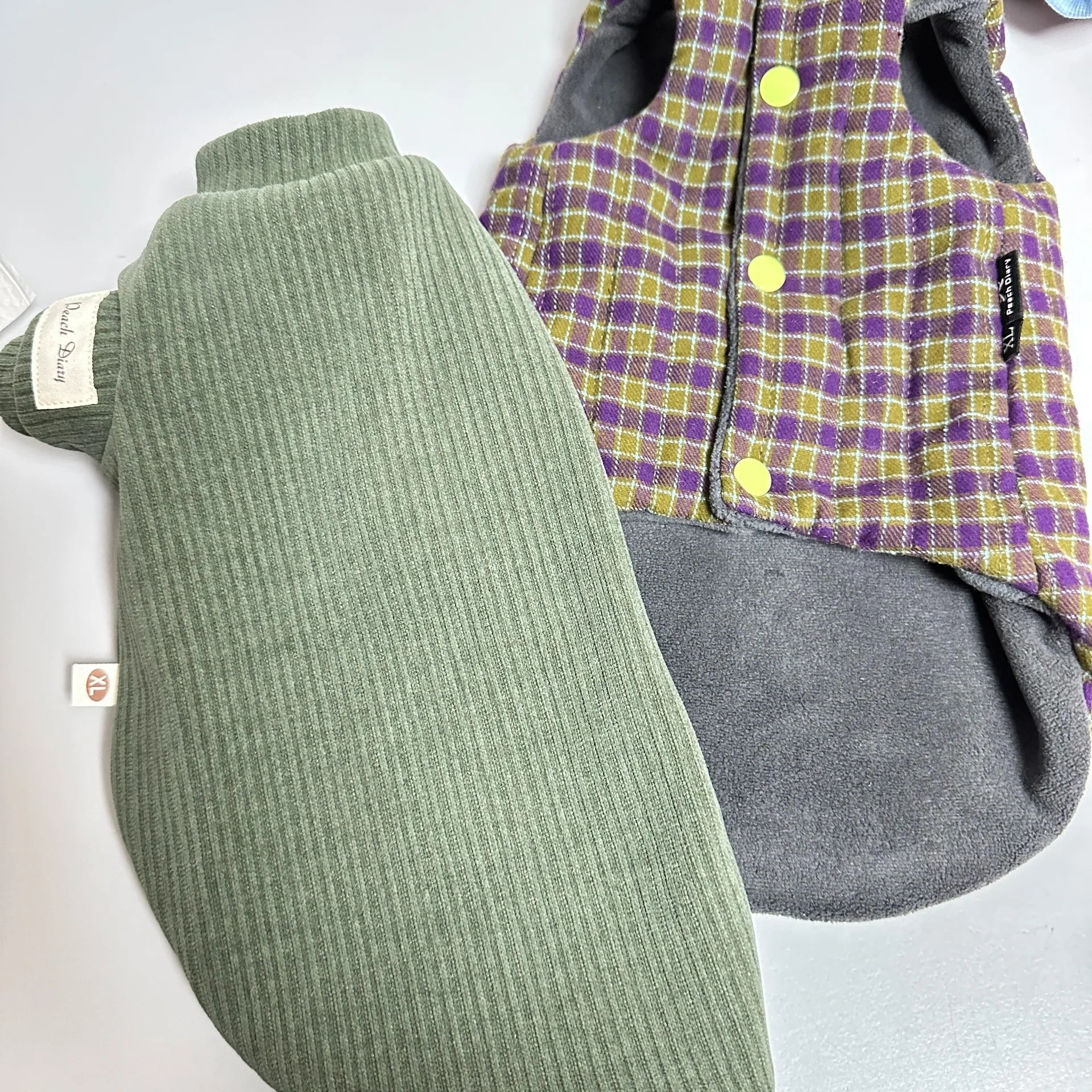 Winter Green Plaid Suit for Cats Thick Fleece Vest Warm Long Sleeves Undercoat for Hairless Cat Spring Sweatshirt for Sphynx